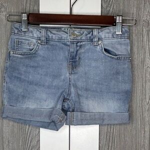 D16.11 Cat & Jack Jean Girls Shorts Size Medium